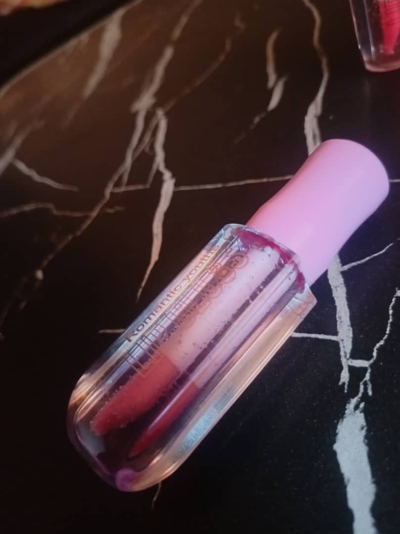 Gloss coloré parfumé